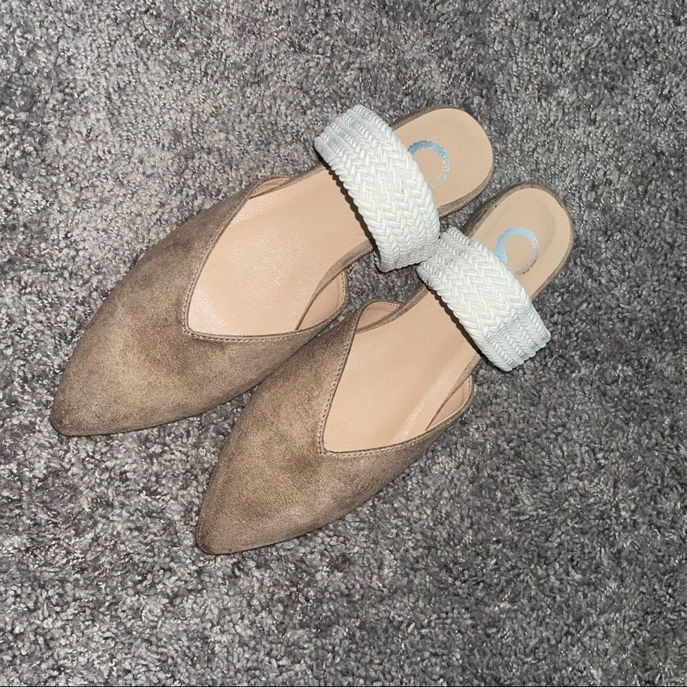 Tan Flats